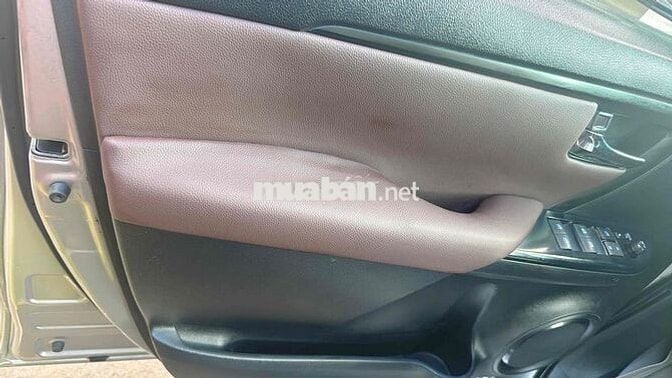 Toyota Fortuner 2017 2.4G 4x2 MT - 72000 km