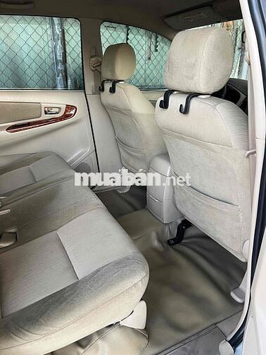 Toyota Innova 2008 G - 150000 km