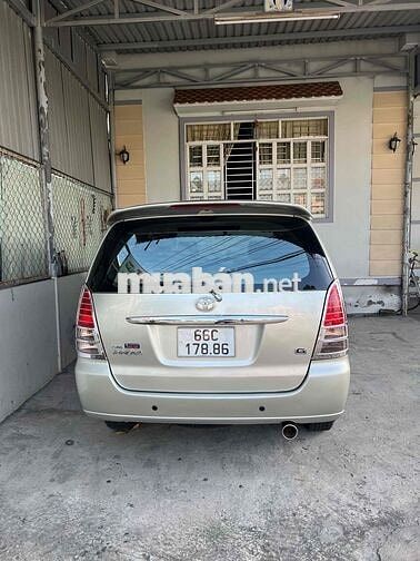 Toyota Innova 2008 G - 150000 km