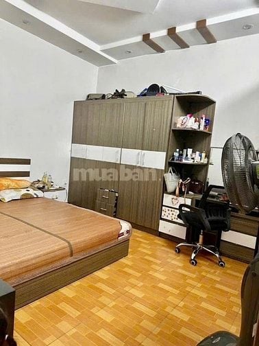 Giá rẻ bất ngờ , giảm tới 200tr nhà đường Đồng Xoài,Tân Bình, giá 2tỷ8
