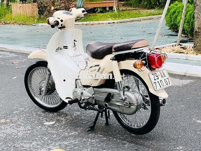 Honda Cub 50cc ĐÈN LED BIỂN HÀ NỘI CHÍNH CHỦ