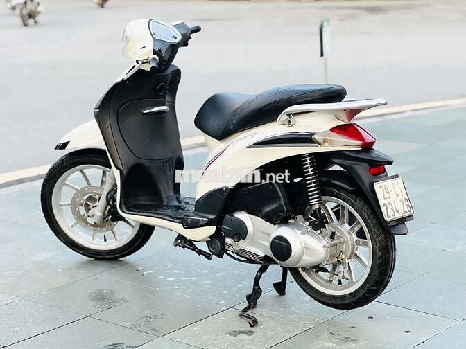 Piaggio Liberty 125 MÀU TRẮNG BIỂN HÀ NỘI 29C1