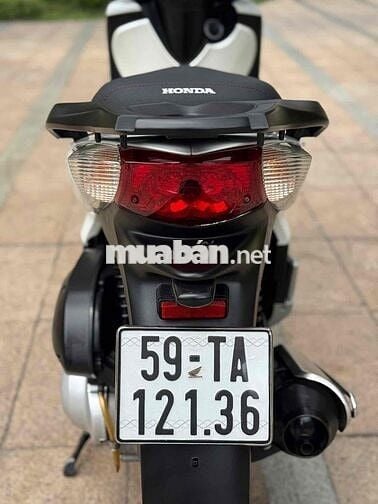 SH150i (sm 1058) Trắng Đen Sporty đk 2011 BS 12136
