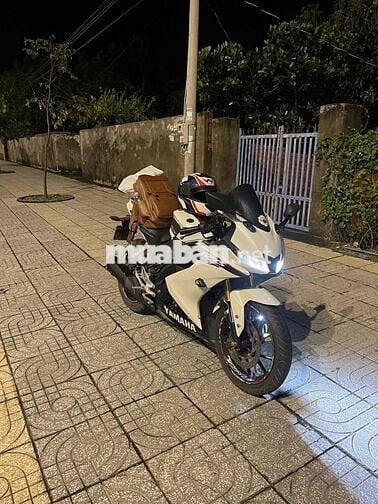 Cần bán xe Yamaha R15v3