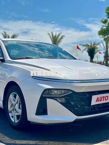 Hyundai Accent 2024 1.5 AT - 10000 km