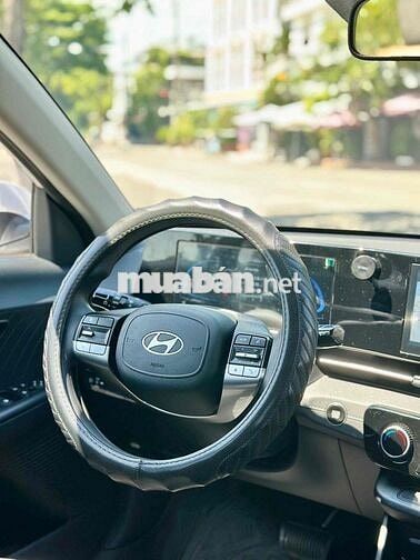 Hyundai Accent 2024 1.5 AT - 10000 km