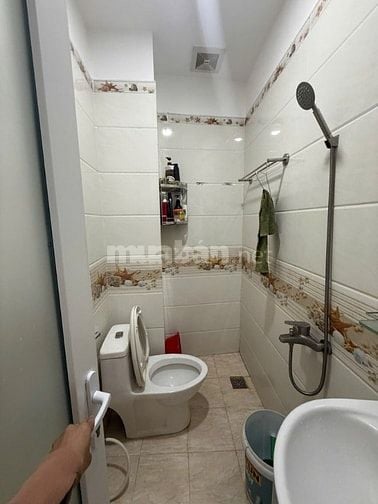 Tân Phú - Nhà 3 tầng 65m2 - ngang hơn 4m gần AEON Tân Phú - 5,6 tỷ 
