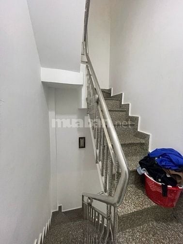 Tân Phú - Nhà 4 tầng BTCT nhỉnh 3t xíu gần AEON Tân Phú 