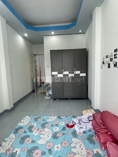 Tân Phú - Nhà 4 tầng BTCT nhỉnh 3t xíu gần AEON Tân Phú 