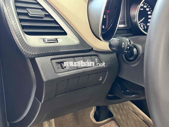 HYUNDAI SANTAFE 2017 máy dầu bản FULL OPTION.