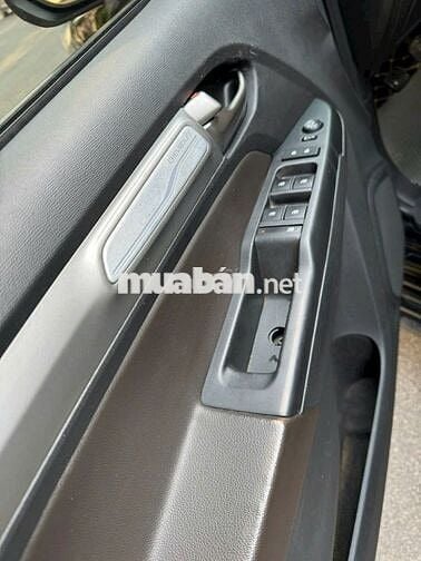 Chevrolet Trailblazer LT 2.5L 4x2 MT 2018