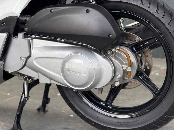SH 150i 2010 TRẮNG ĐEN 03639