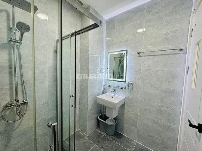 Căn hộ cao cấp, full nội thất cho thuê