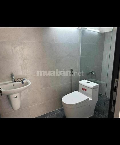 Bán gấp nhà mặt tiền Huỳnh Mẫn Đạt P5 Q5 nhà mới 4 tầng chỉ 9,2 tỷ.