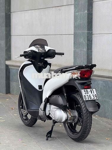 SH 150i 2010 TRẮNG ĐEN 03639