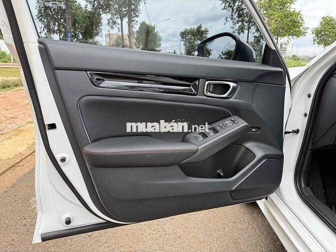 Bán xe Civic 2022 rất đẹp và mới