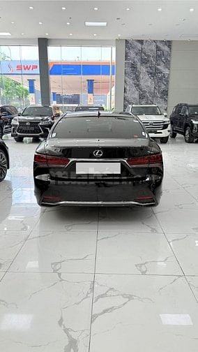 Siêu lướt. Lexus LS 500H sản xuất 2025, giá r
