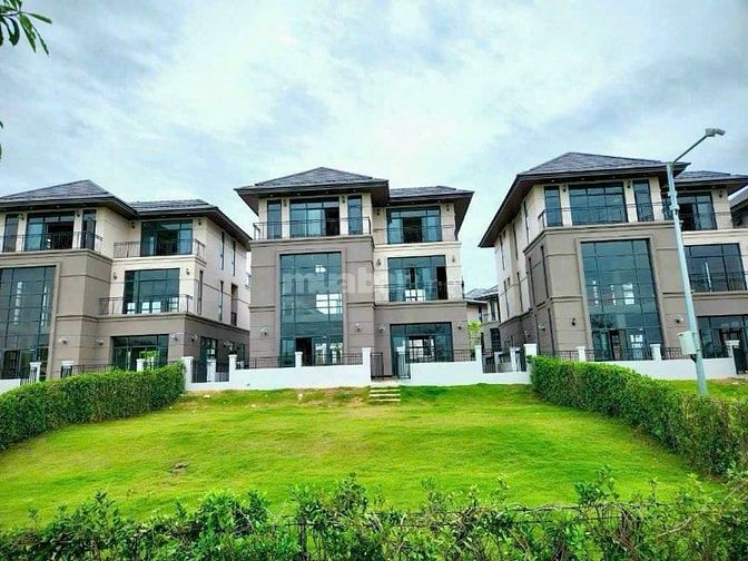 Bán Dinh thự rộng 600m2 tại Ziet geist Nhà Bè giá tốt