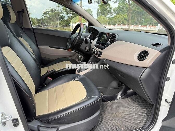Bán xe Huyndai i10 số sàn HB rất đẹp