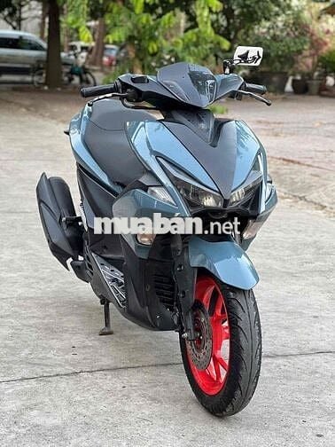 Xe yamaha NVX 2018 màu xám xi măng mới 98 % len ke