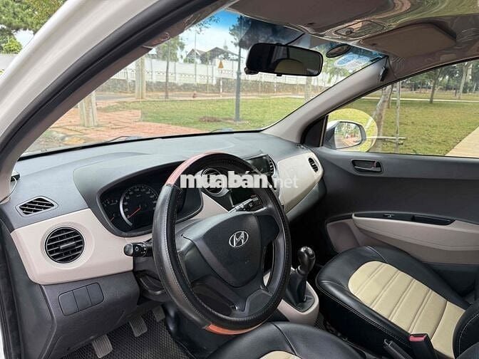 Bán xe Huyndai i10 số sàn HB rất đẹp