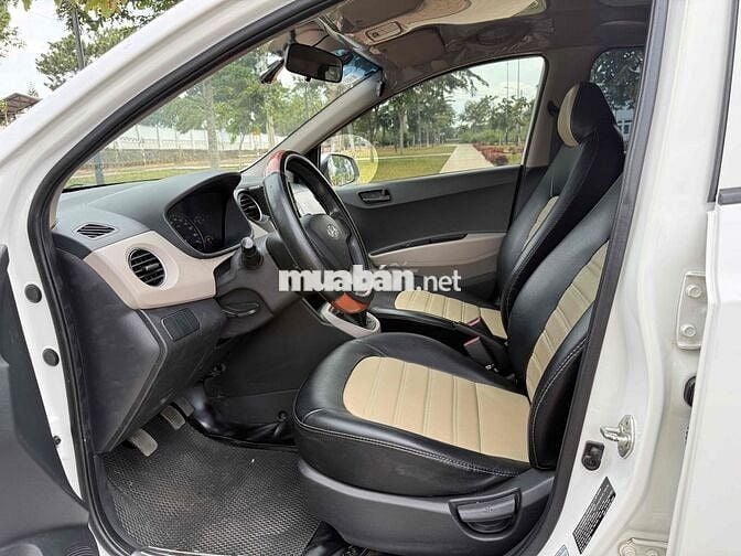 Bán xe Huyndai i10 số sàn HB rất đẹp