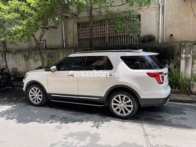 Ford Explorer 2017 2.3L Ecoboost - 12000 km