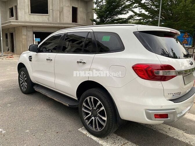 Ford Everest 2019 Titanium 2.0L AT 4x2 - 50000 km