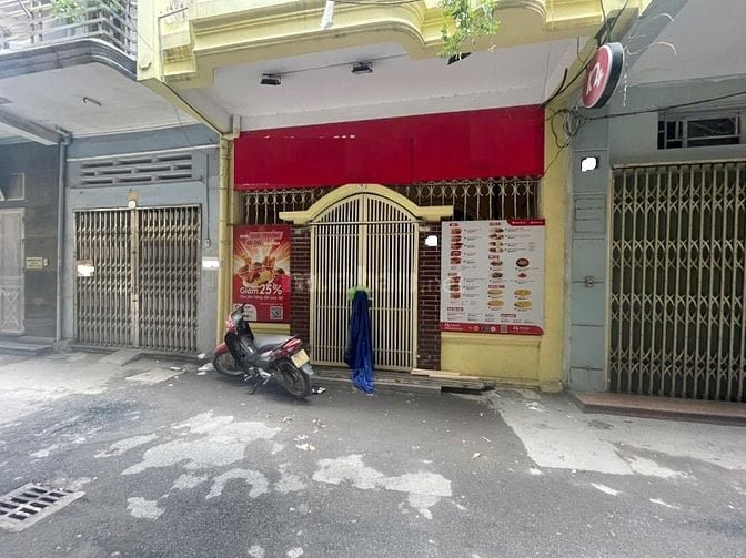 Nhà riêng ngõ phố lê thanh nghị giải phóng dt70m2x3t giá 19tr 