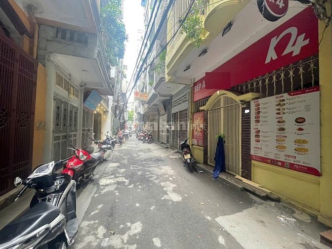 Nhà riêng ngõ phố lê thanh nghị giải phóng dt70m2x3t giá 19tr 