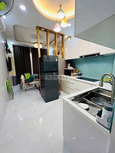 BÁN NHÀ MỚI XÂY – FULL NỘI THẤT CAO CẤP – TRUNG TÂM QUẬN 3
