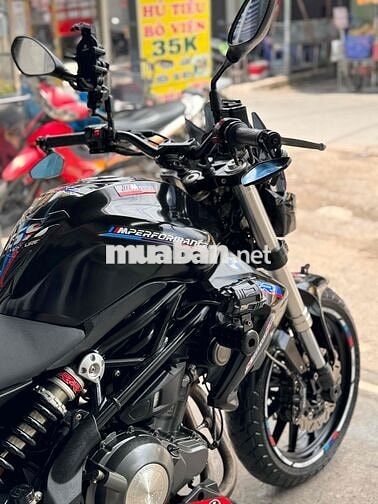 Cần bán Benelli BN302 2018 Biển SG 9 chủ Xe đẹp