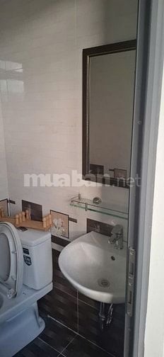 Cho thuê nhà nguyên căn Chu Văn An, Bình Thạnh, giá 12tr