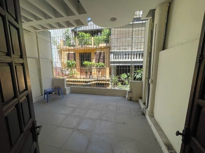 Nhà riêng ngõ phố lê thanh nghị giải phóng dt70m2x3t giá 19tr 