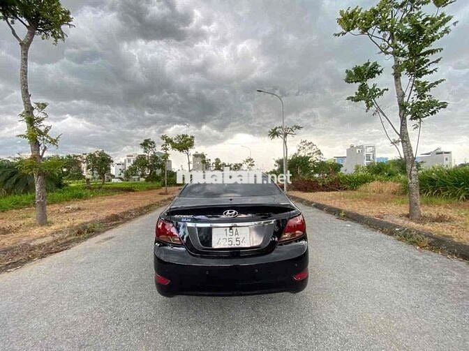Hyundai Accent 2015 1.4 MT - 120000 km