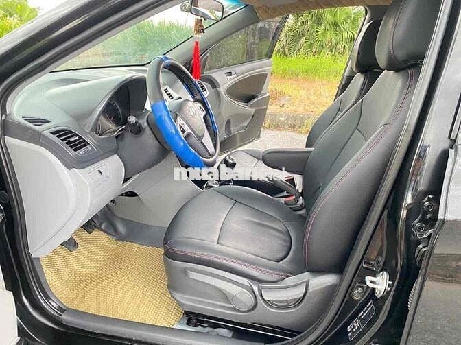 Hyundai Accent 2015 1.4 MT - 120000 km