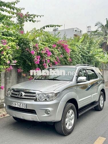 2010 2.7V 4x4 AT - 106000 km