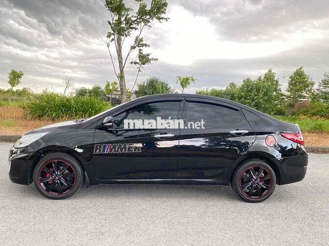 Hyundai Accent 2015 1.4 MT - 120000 km