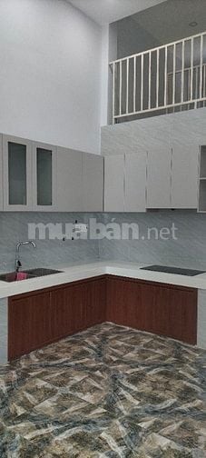 bán nhà chính chủ DT: 8x16m khu Hoàng Hoa Nguyễn Bình