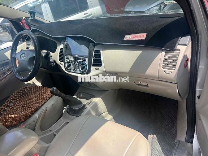 Toyota Innova 2012 G - 102000 km