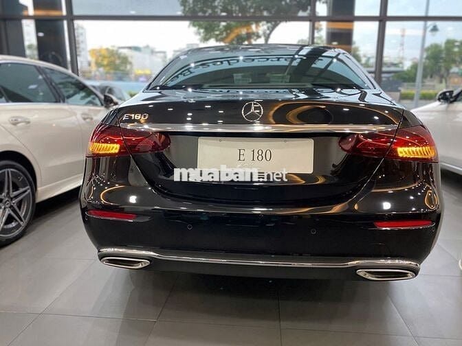 Mercedes Benz E Class 2023 E180
