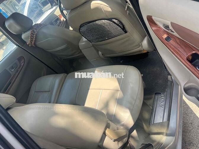 Toyota Innova 2012 G - 102000 km