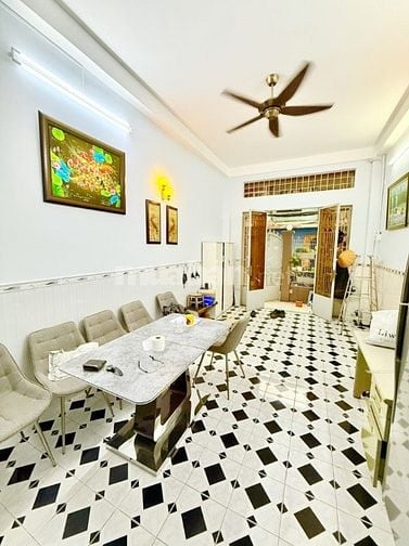 NHÀ MỚI ĐẸP – HẺM Ô TÔ – TRUNG TÂM QUẬN 1  Cư xá Nguyễn Cảnh Chân