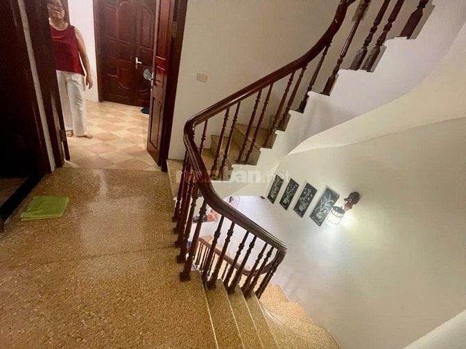 Bán Nhà Riêng Tại Phố Tôn Đức Thắng, 9,3 tỷ, 47 m2 x 5 Tầng, Lô Góc - 