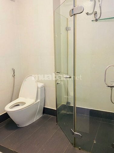 Cho thuê căn hộ lô A 590 cmt8, đầy đủ nội thất, giao ngay