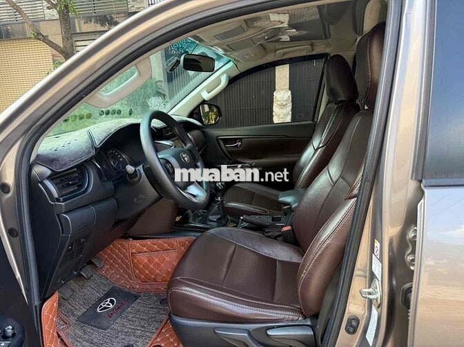 Toyota Fortuner 2019 2.4G 4x2 MT - 82000 km