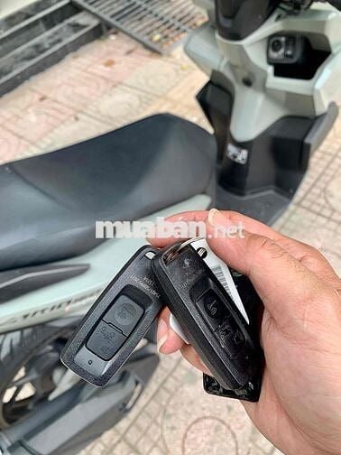 Cần để lại chiếc Vario 160 biển TP.HCM đời 2022