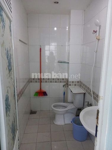 nhà 1 lầu góc 2 mặt tiền hẻm Kinh doanh,làm tiệm nail.giá 3ty450 