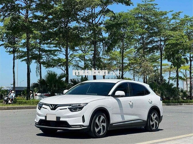 VF8 Eco 2023 GF Mua Pin đẹp xuất sắc