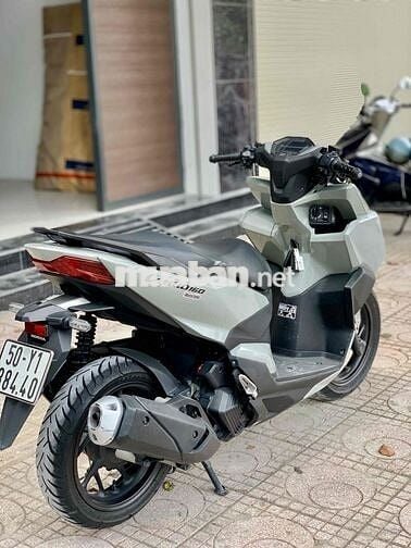 Cần để lại chiếc Vario 160 biển TP.HCM đời 2022
